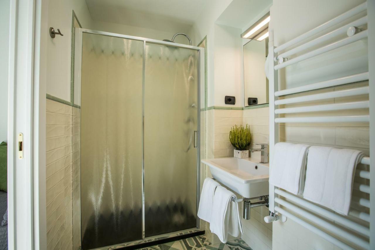 Art Nouveau Roma Colosseo Suites Ngoại thất bức ảnh