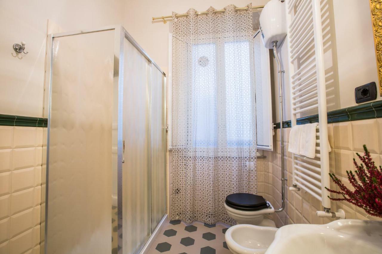 Art Nouveau Roma Colosseo Suites Ngoại thất bức ảnh