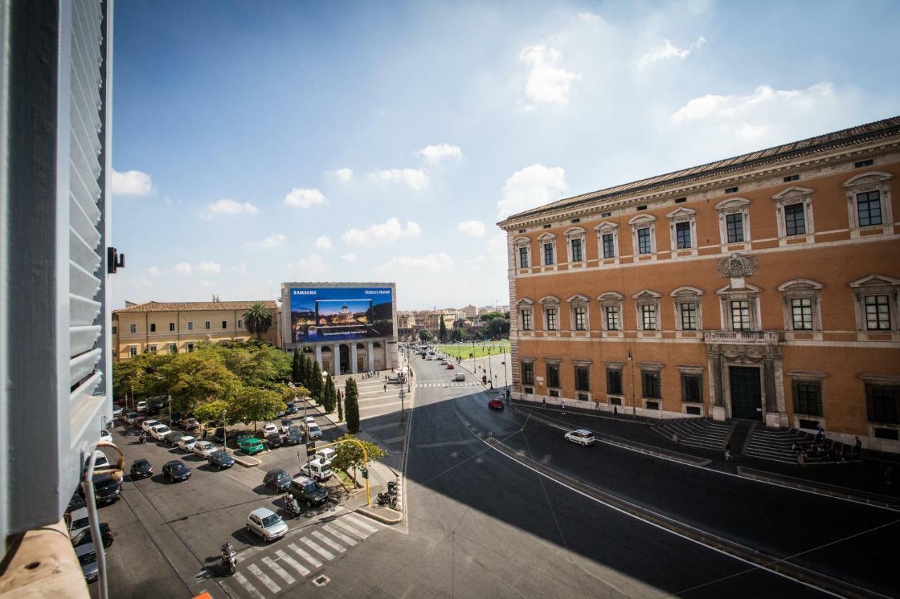 Art Nouveau Roma Colosseo Suites Ngoại thất bức ảnh